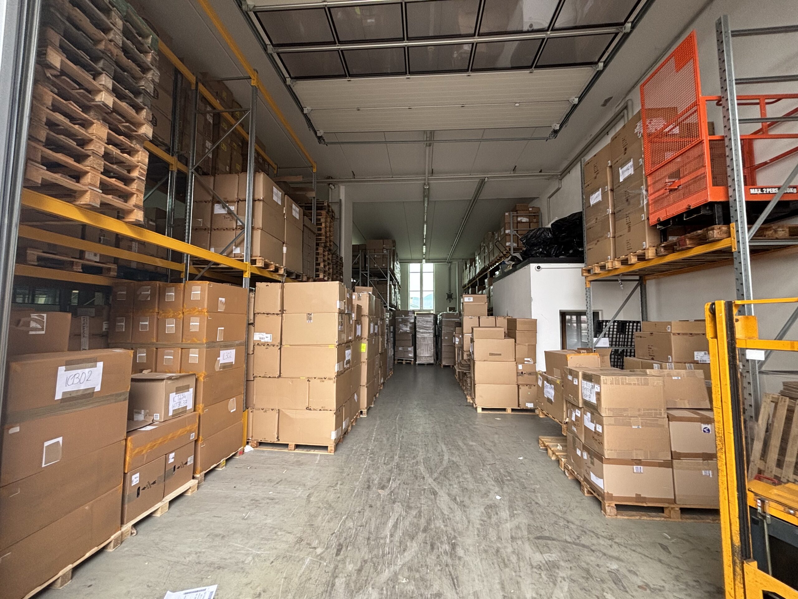 Tender GmbH Lager und Großhandel Meran